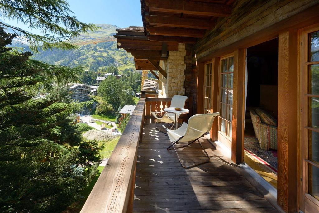 Chalet Kisseye With Heated Pool And Matterhorn Views Apartment เซอร์แมท ห้อง รูปภาพ